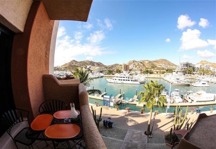 Cabo Marina Beach Condos Cabo San Lucas Exterior photo